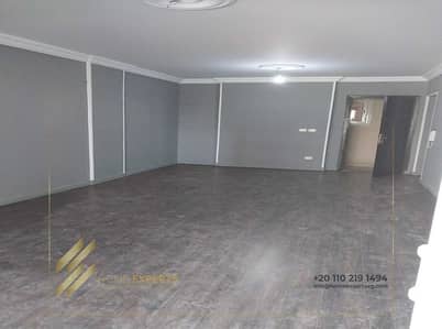Prime Location Apartment for rent in The Square _ Ultra Super Lux Prime Location Apartment for rent in The Square _ Ultra Super Lux