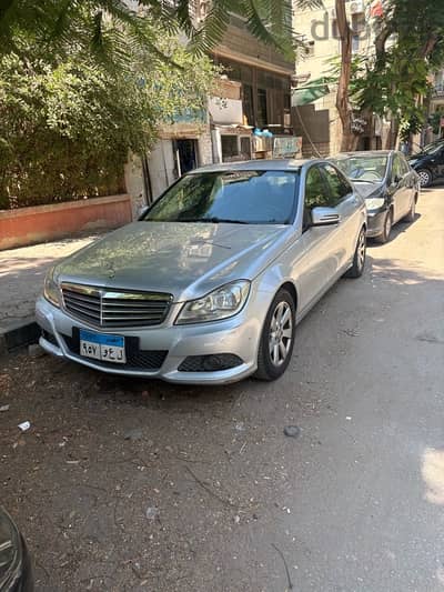 مرسيدس بنز سي 180 2013