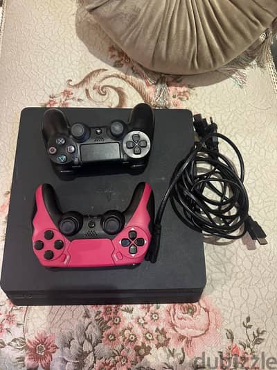 Play station 4  slim بيعه سريعه