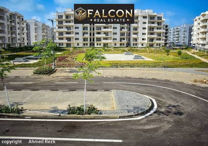 امتلك شاليه صف اول ع البحر ف قريه مزارين استلام فوري كامل التشطيب فيو بنورامي ع ابراج العلمين