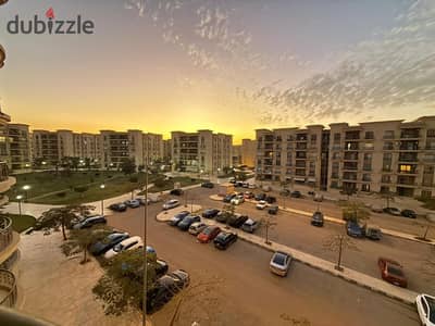Apartment for sale in Al Rehab, a 131 m unit, phase eight, repeated floor with a wonderful view.