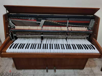 Lindner Piano - ليندنر بيانو