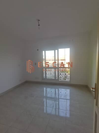 Apartment for rent in Al Rehab City, 139 sq m, prime location near services and the Eastern Market.