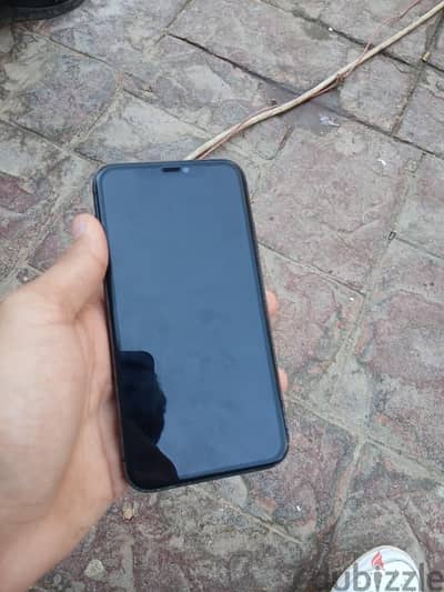 Apple - iPhone 11