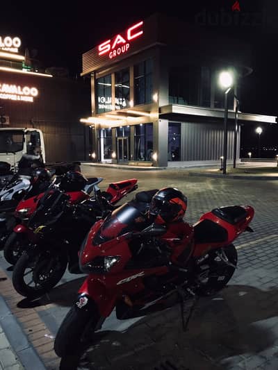 Race honda 600F4I