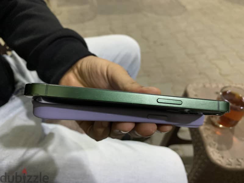 iPhone 13 2
