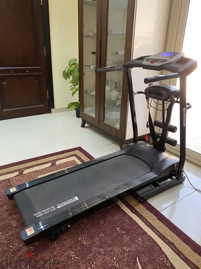 Treadmill مشايه رياضيه