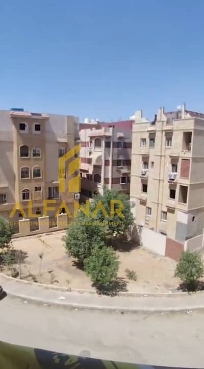 شقة للبيع في المستثمرين الجنوبية 220م سوبر لوكس بالقرب من محور جمال عبدالناصر – التجمع الأول