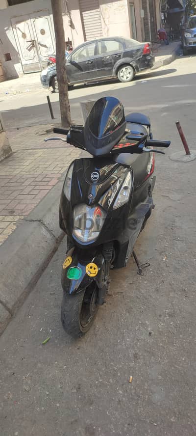 سكوتر للبيع بحاله جيده