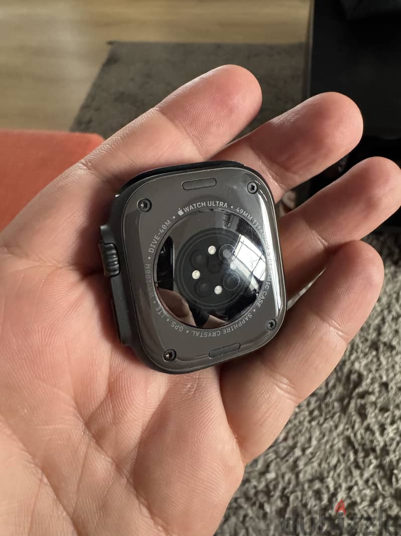 Black Ultra 2 Titanium Strap 3