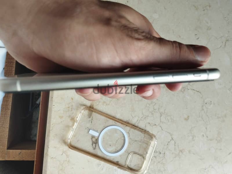 Apple - iPhone 11 2