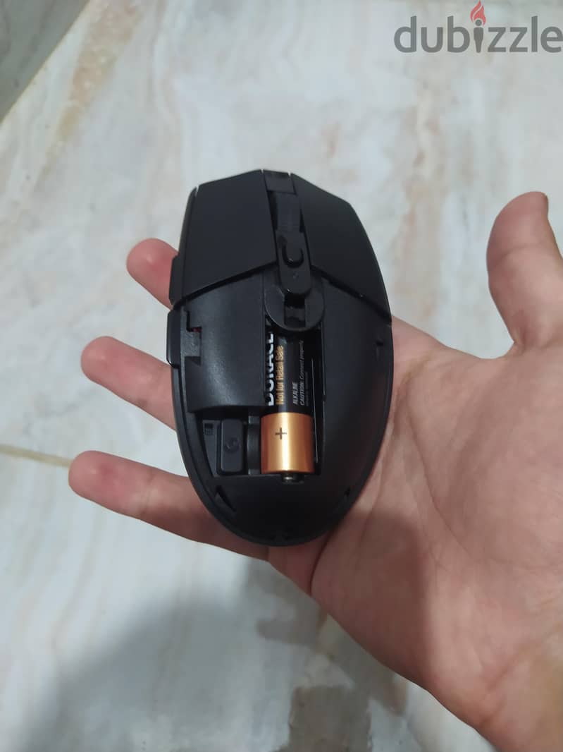 Logitech G305 wireless black 3