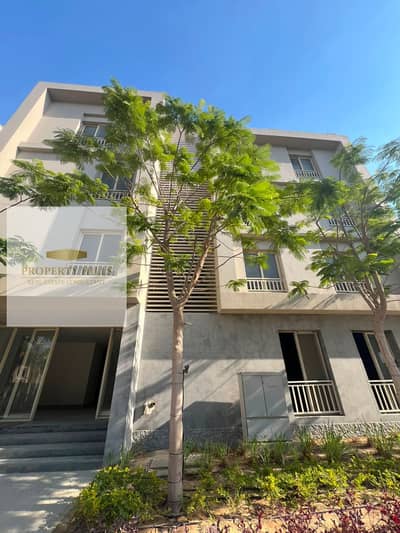 At the best price in the market, a ready-to-occupy apartment for sale in Waterway, the most upscale residential communities