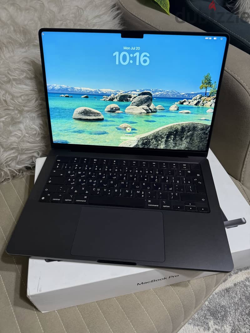 MacBook Pro M3 Pro 14 inch 4
