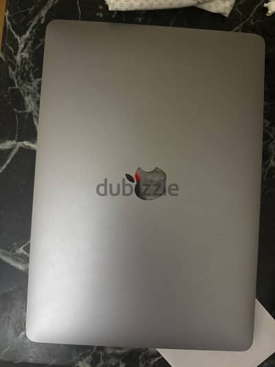 MacBook M1