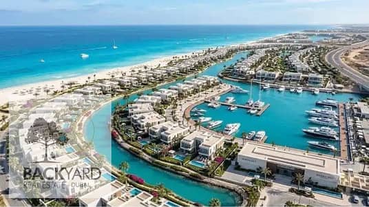 شاليه فى اميز لوكيشن فى سولت SALT  رأس الحكمه متشطب تشطيب فندقى بمقدم 5%