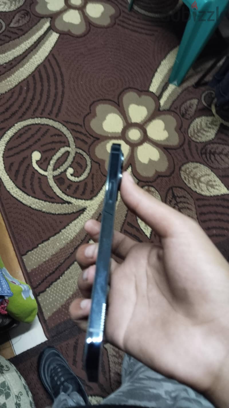 آبل - آيفون 12 برو ماكس 2