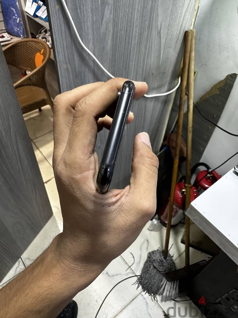 Apple - iPhone XS 3