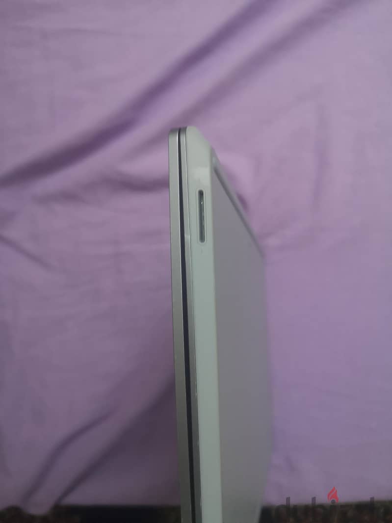 Microsoft surface laptop go 2 3