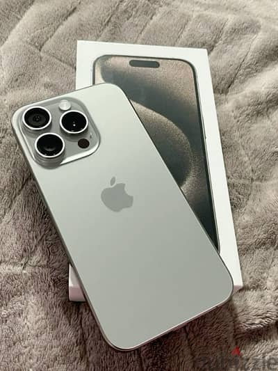 Apple - iPhone 15 Pro Max