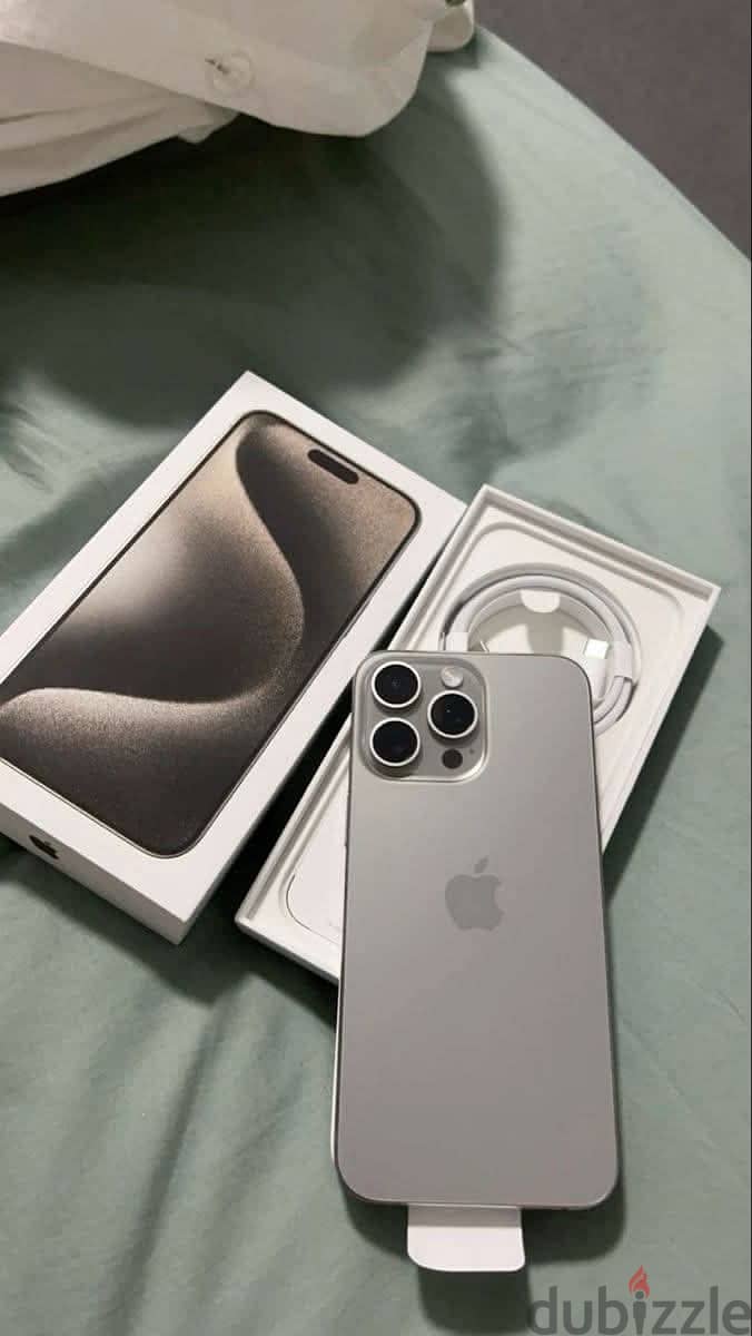 Apple - iPhone 15 Pro Max 2
