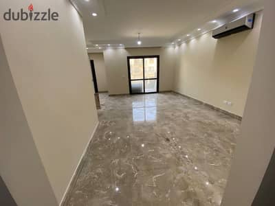 Apartment for rent, furnished text in Eastown Compound, SODIC, directly on the southern 90th Street, close to the American University and the Golden Square area in the Fifth Settlement.
