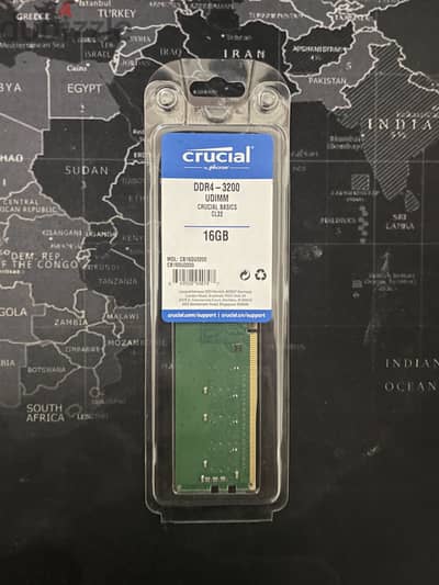 NEW pc ram crucial 16gb ddr4