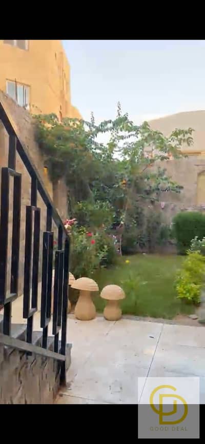 دوبلكس للبيع 265م + جاردن 90م مدخل خاص في الشروق الحي السابع بالقرب من سعودي