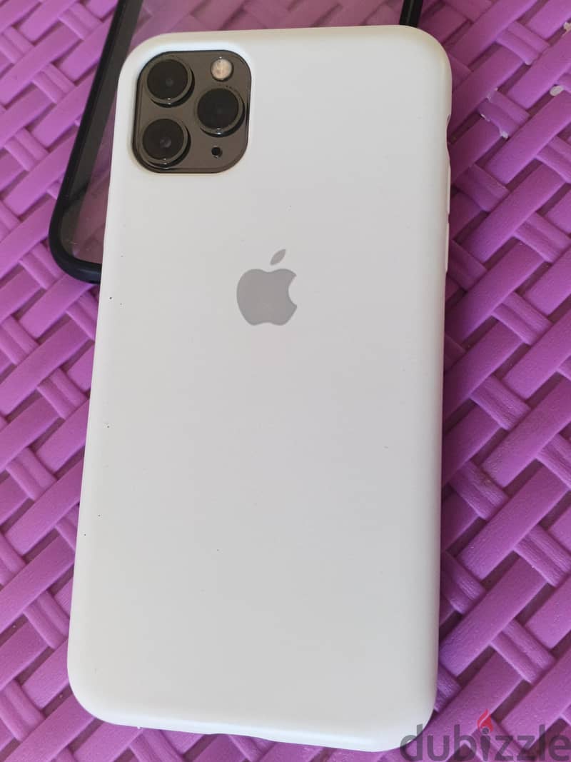 Apple - iPhone 11 Pro Max 1