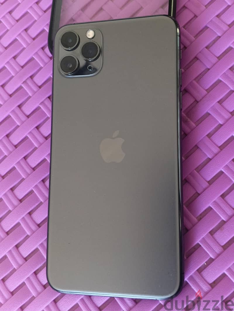 Apple - iPhone 11 Pro Max 2
