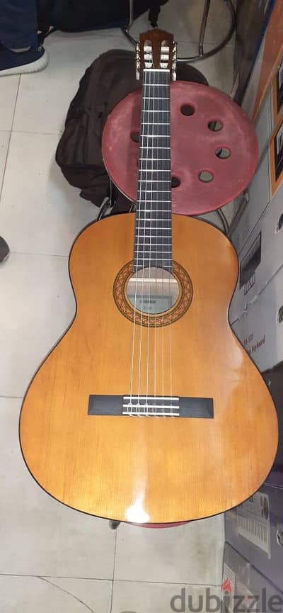جيتار ياماها C40