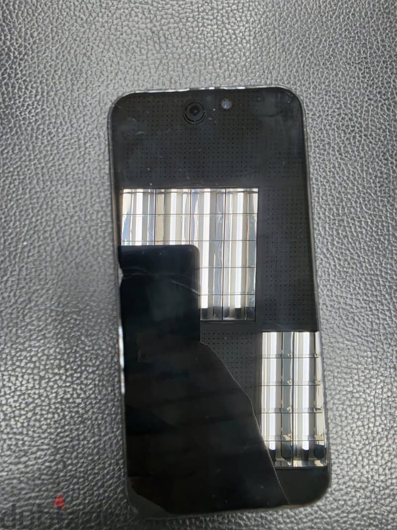 Apple - iPhone 15 Pro Max 3