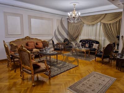 town house middle for sale in Les Rois new cairo Very prime location under market price fully finished