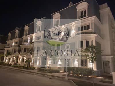 ريسيل | I Villa Roof للبيع في ماونتن فيو أكتوبر بارك المشروع: Mountain View October Park
