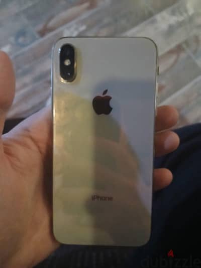 ايفون xs