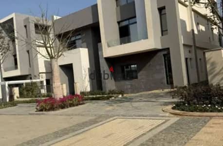 Twinnhouse for sale in Saada Compound, Prime location ,4 bedrooms + 4 bathrooms