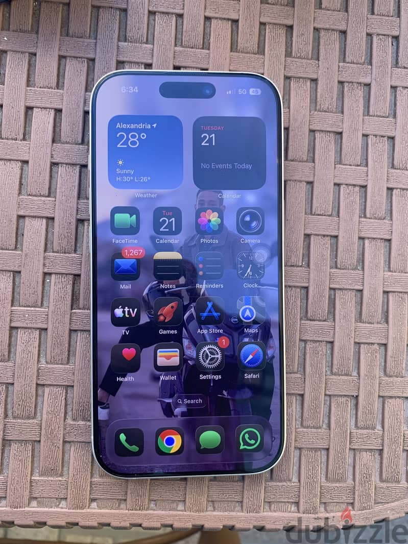 Apple - iPhone 17 2