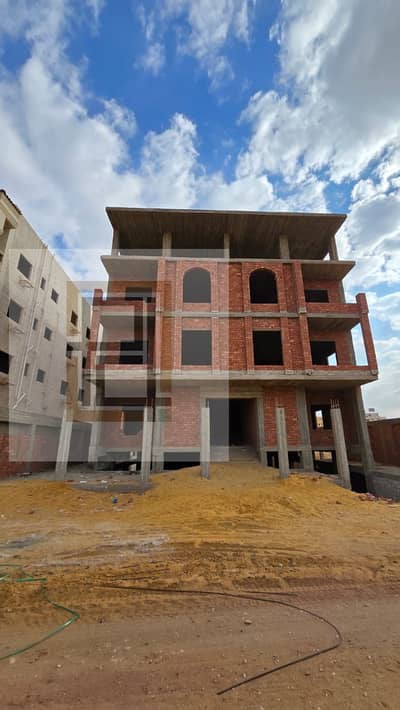 شقة أرضي 225م بحديقة 150م ببيت الوطن الحي الخامس - مقدم 30% وتسهيلات 3 سنوات