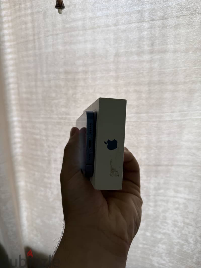 Apple - iPhone 13 2