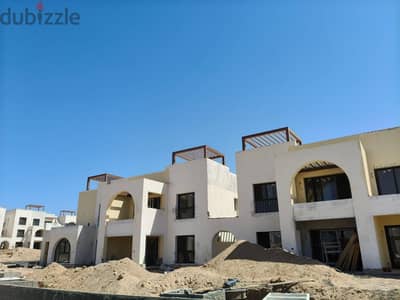 for sale in makadi hights penthouse 94 meter and 78 meter roof .