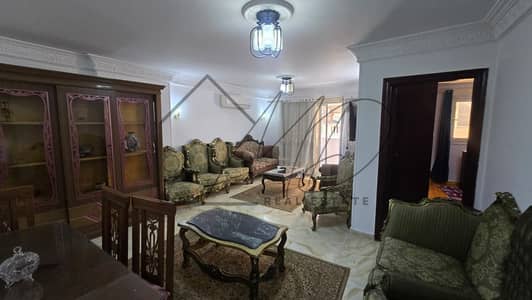 شقة للإيجار المفروش في سموحة 140م