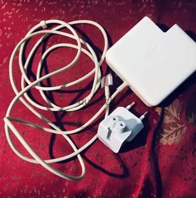 شاحن لاب توب اصلي ماك بوك