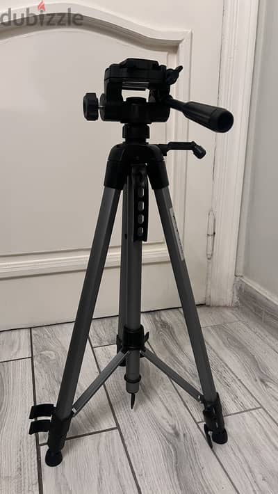 ترايبود Weifeng WT 3560 محترف وثقيل بـ ميزان ثبات بحالة الزيرو