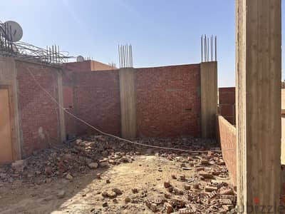 روف ٢٥٠ متر صافي بدون مباني بمدينة الشروق
