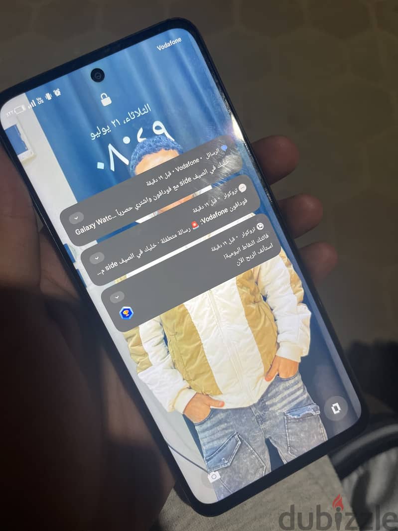 Realme C75 1