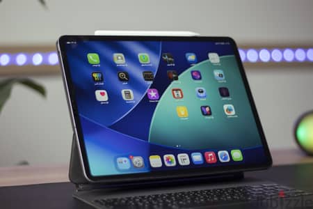 iPad pro 12.9 (( 2020 )) 4th generation 512 GB, cellular
