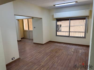 Office space for rent, officially licensed for commercial and administrative purposes, Al-Mohandessin Towers, Corniche Al-Maadi, along with a private garage, view of Hilton Nile Hotel, 150m