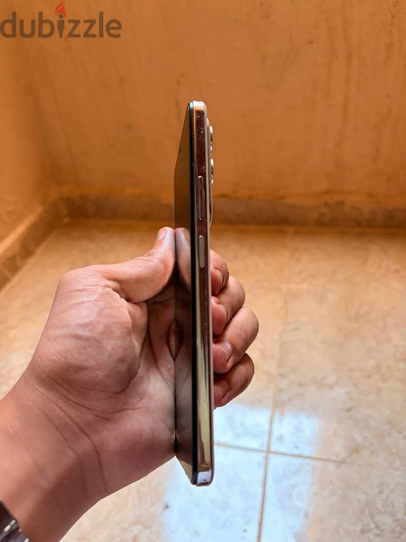 Vivo Y29 2