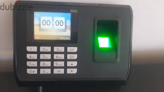 جهاز بصمة حضور وانصراف بساعة وخاصية الاتصال بالإنترنت