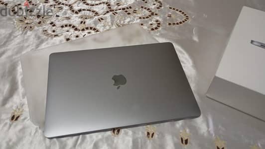 Apple Mac air M1 Ram 8 SSD265 From KSA